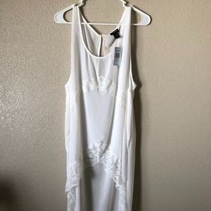 Plus-size Hi-Lo Lace Tank Top